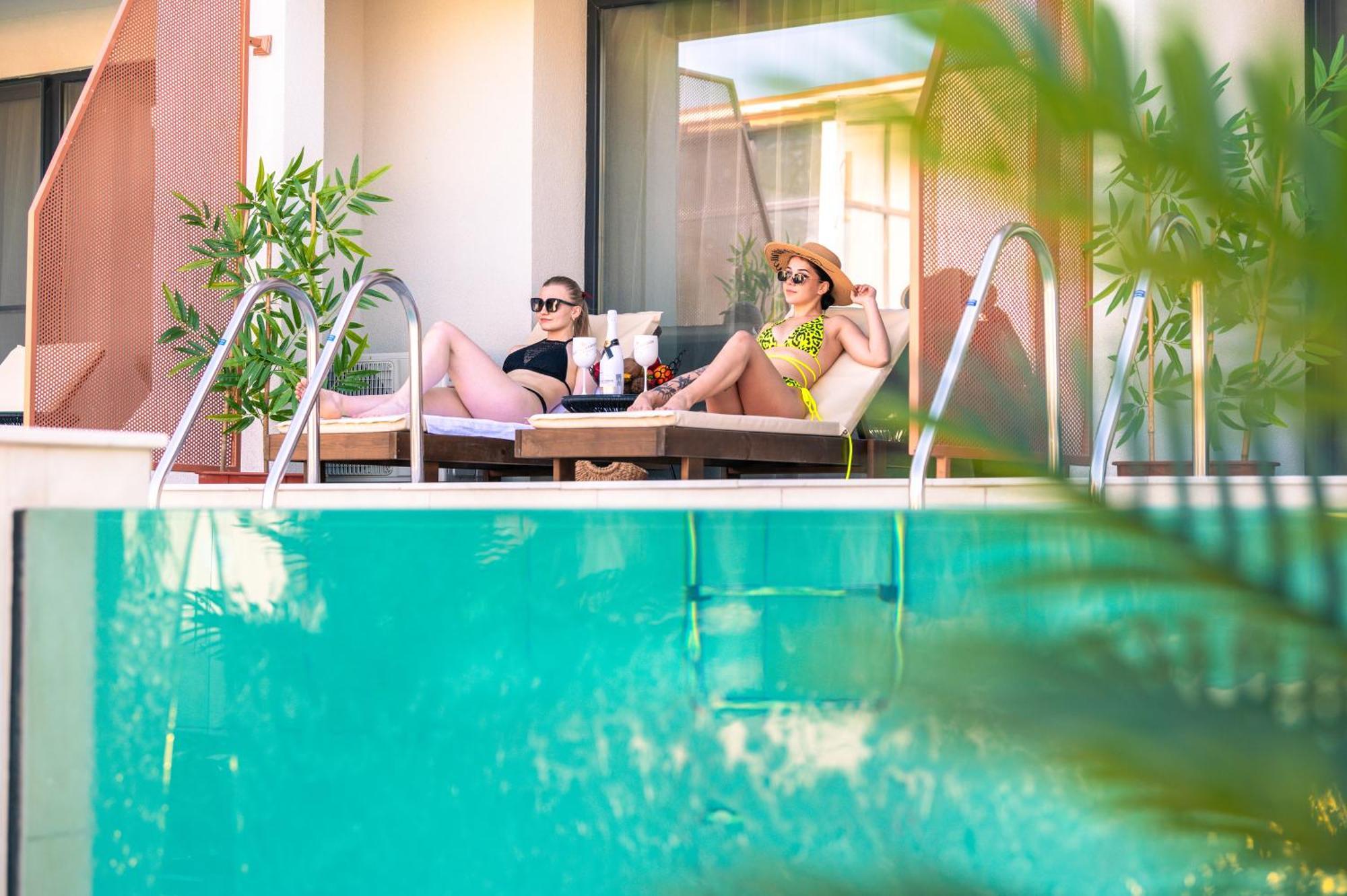 Hotel Palms Beach Kiten كيتن المظهر الخارجي الصورة
